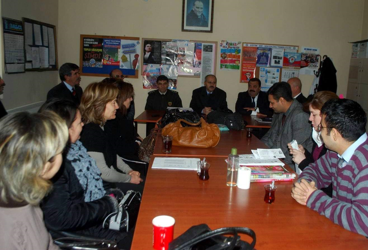 Peynircioğlu, Taytan Kasabasını Ziyaret Etti
