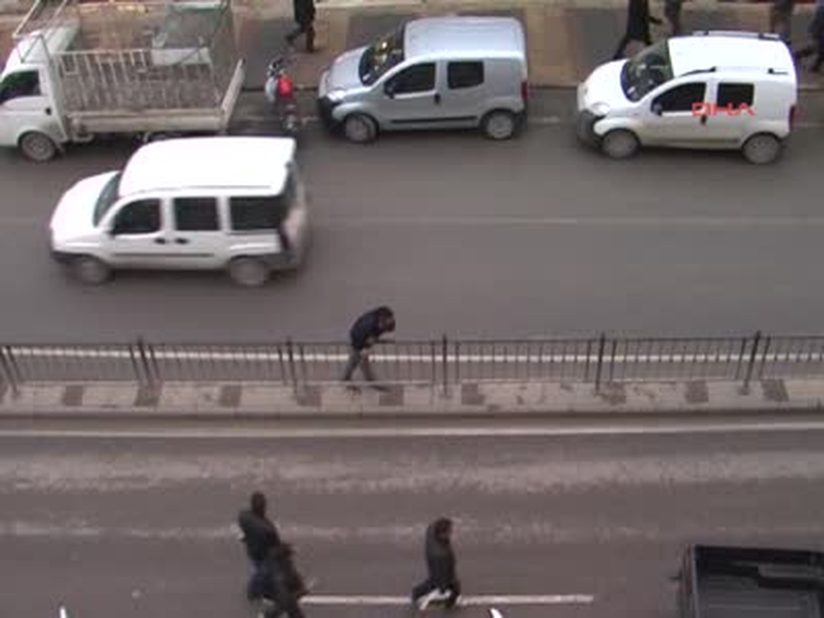 Polisin Sarhoş Mesaisi