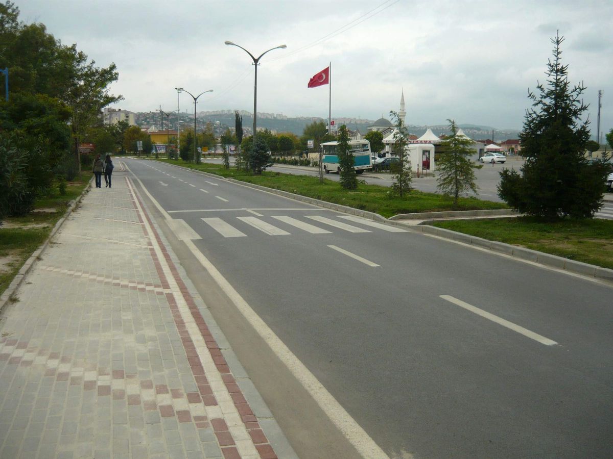 Yahya Kaptan Yolları Yenilendi