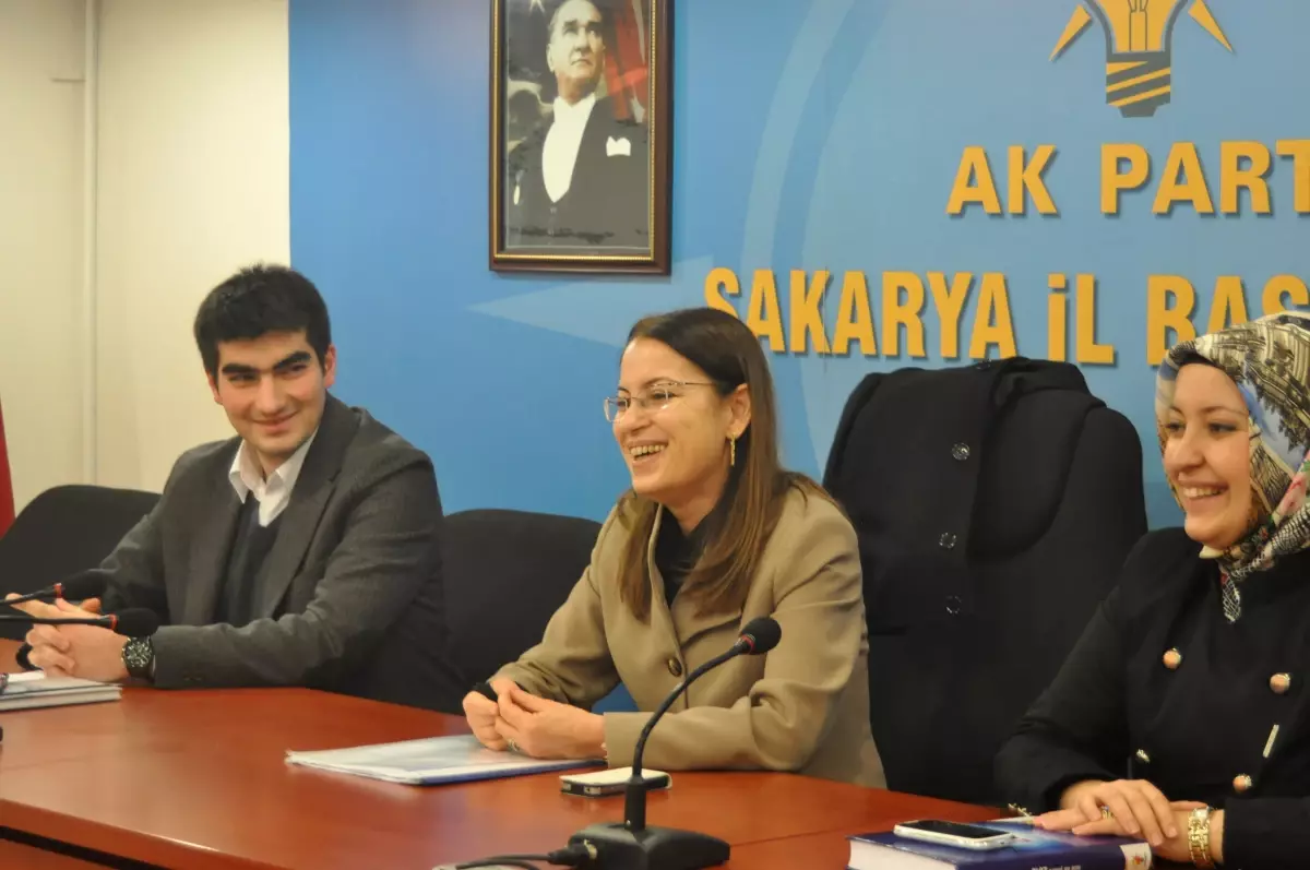 Ayşenur İslam Gençlik Kolları ile Bir Araya Geldi