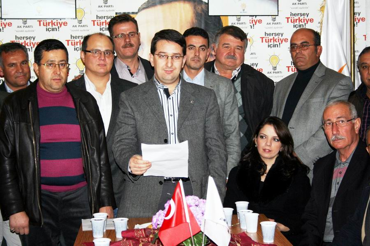 Burhaniye AK Parti\'de Aday Koyuncu Açıklama Yaptı