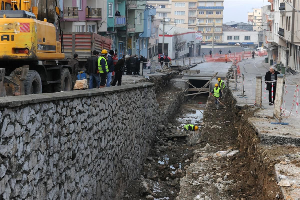 Bursa\'da Altyapı Yenileniyor