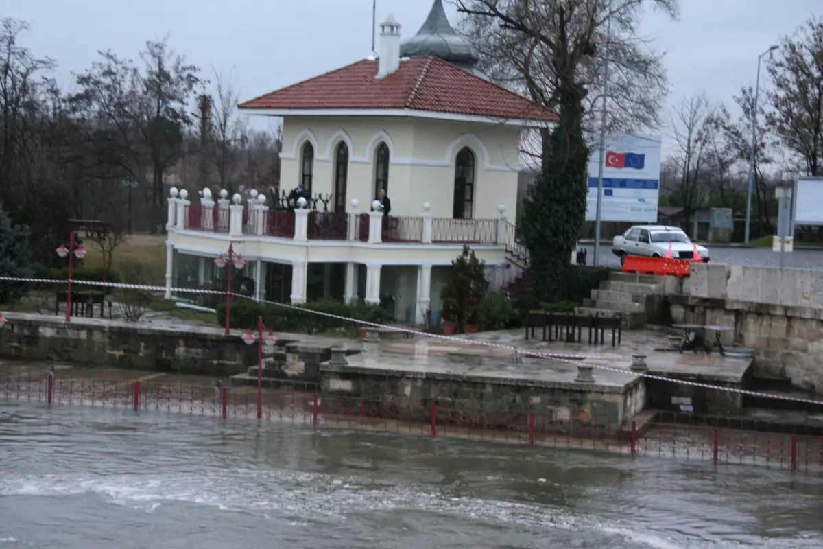 Yurdun Dört Bir Yanında Felaket