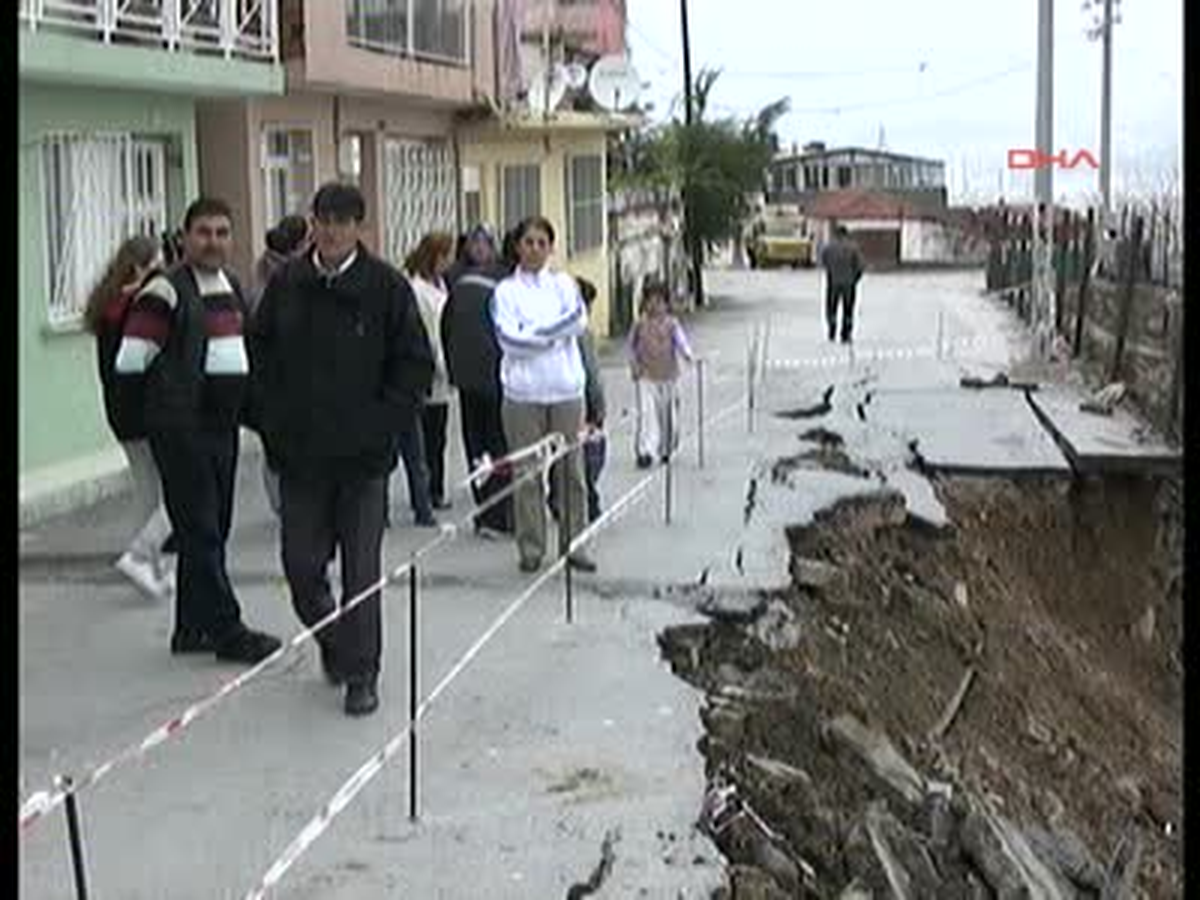 Kadifekale\'de Toprak Kayması
