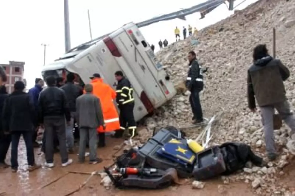 Keşansporlu Futbolcuların Kamp Yolundaki Kazası: 2 Ölü, 20 Yaralı