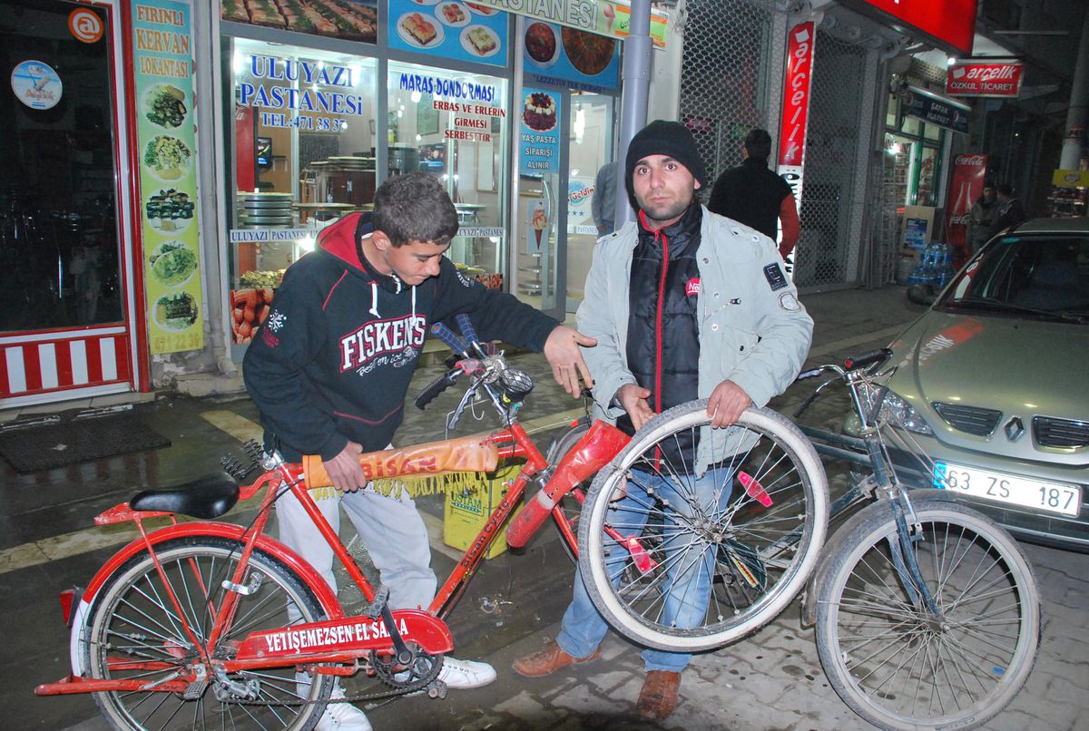 Şanlıurfa\'da Trafik Kazası: 3 Yaralı