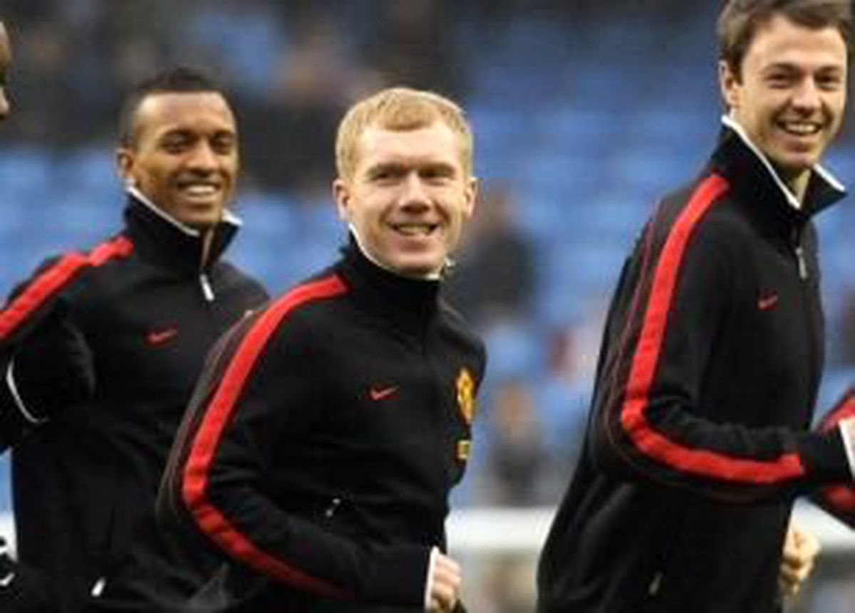 Scholes Geri Döndü!