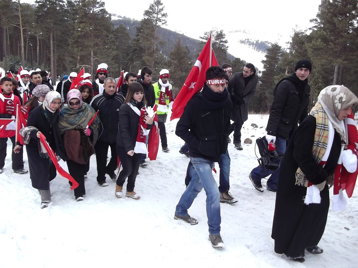 Türkiye Sarıkamış Şehitlerine Yürüdü