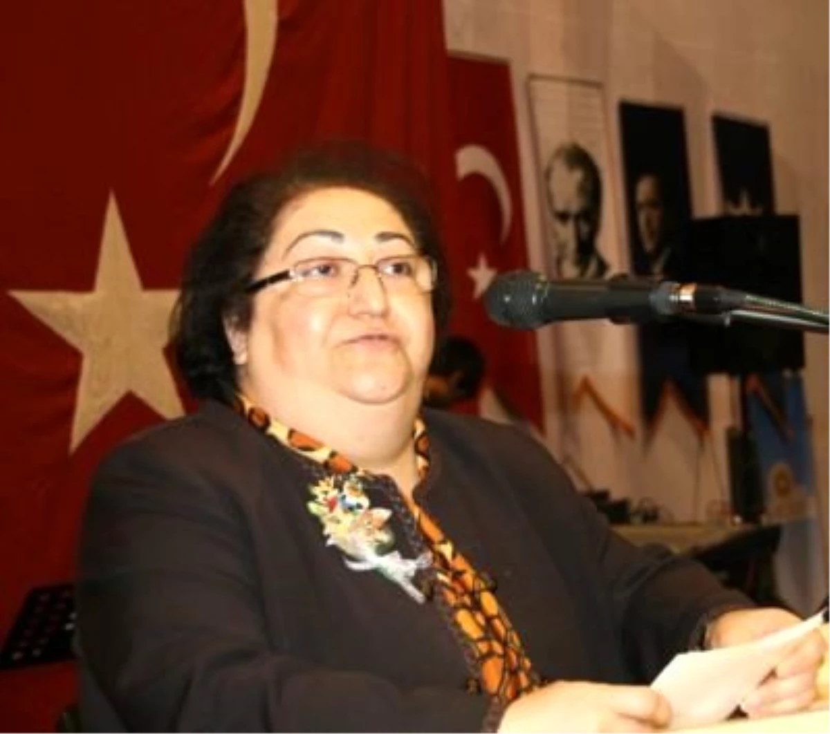 Akşit: AK Parti, Kadını, Toplumun En Değerli Unsurlarından Bir Tanesi Olarak Görmektedir"