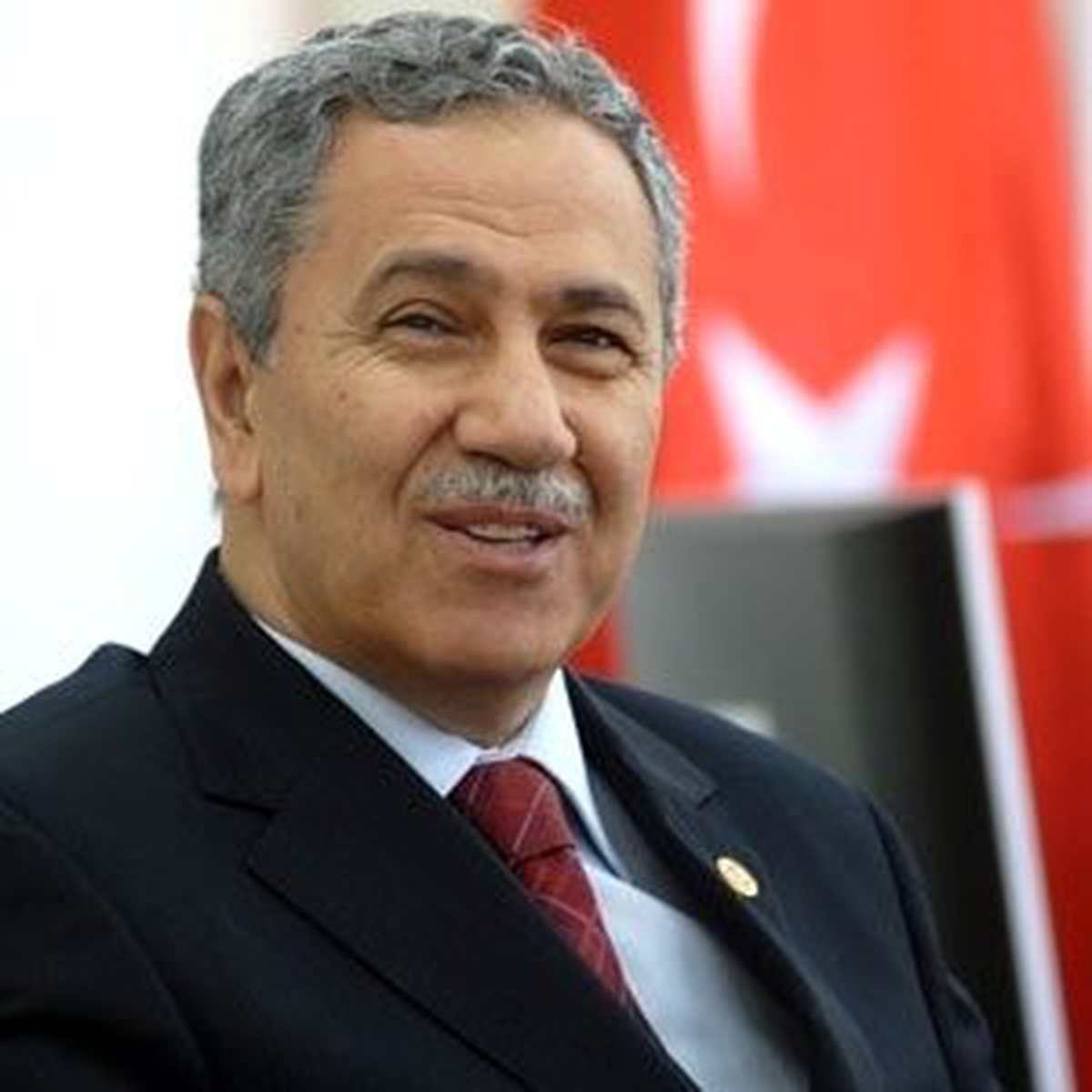 Arınç: Ayrımcılığı AK Parti Kaldırdı