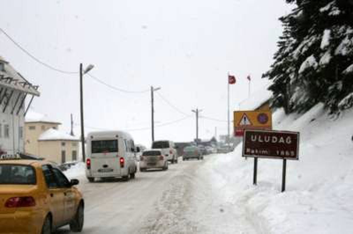 Uludağ\'da Yoğun Kar