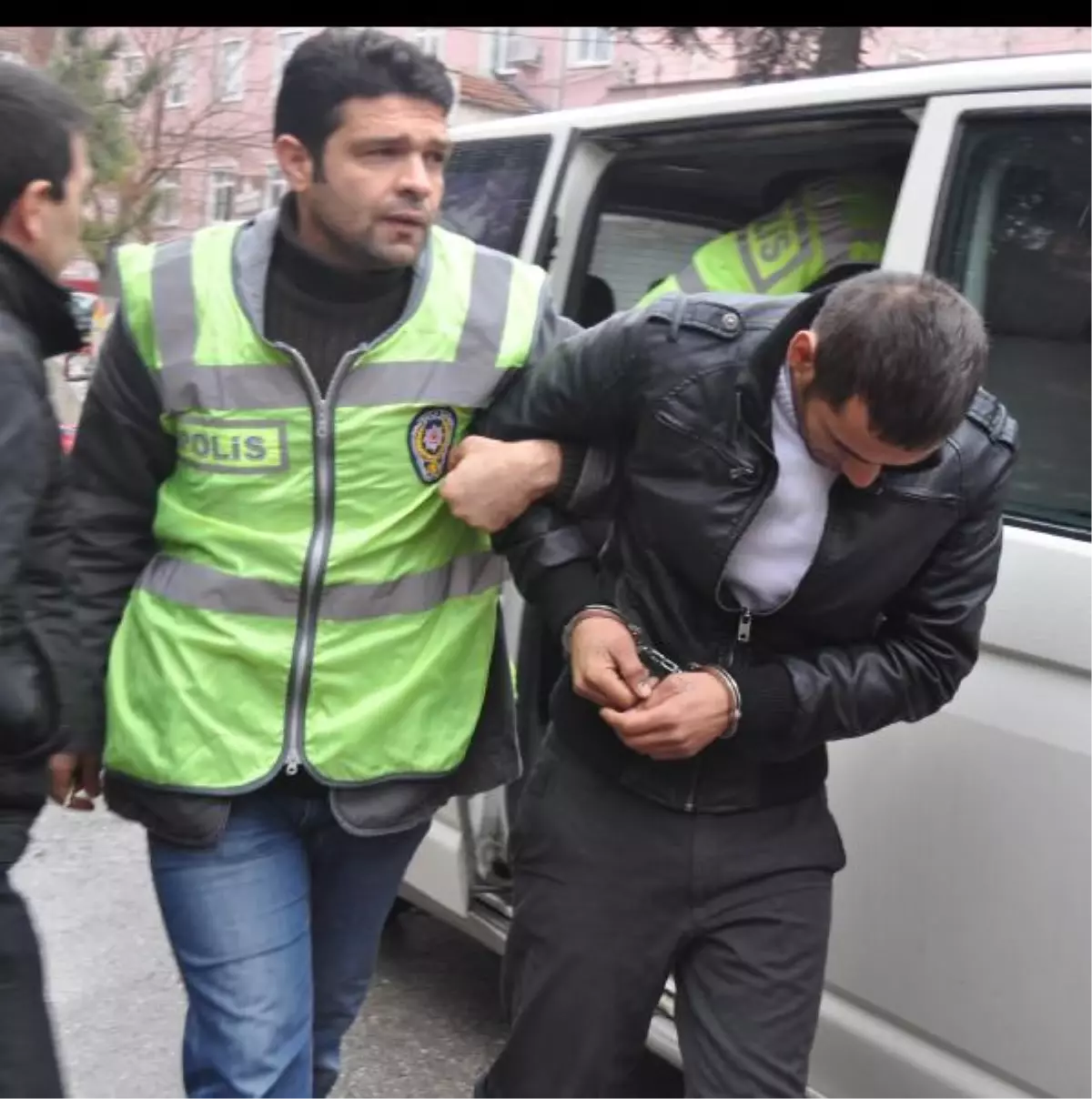Engelli Kadının Akülü Aracını Çaldılar
