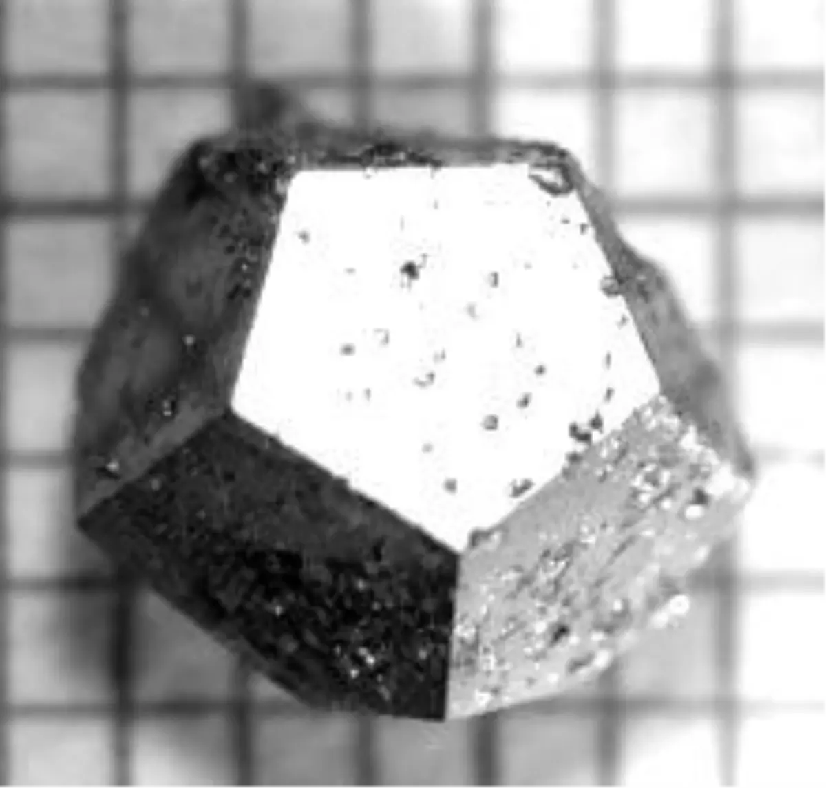 Evrenin Şifresi Bu Taşta Mı?