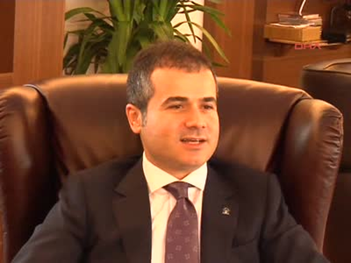 1gençlik ve Spor Bakanı Suat Kılıç, Sadri Şener ve Nihat Özdemir'i Makamında Kabul Etti