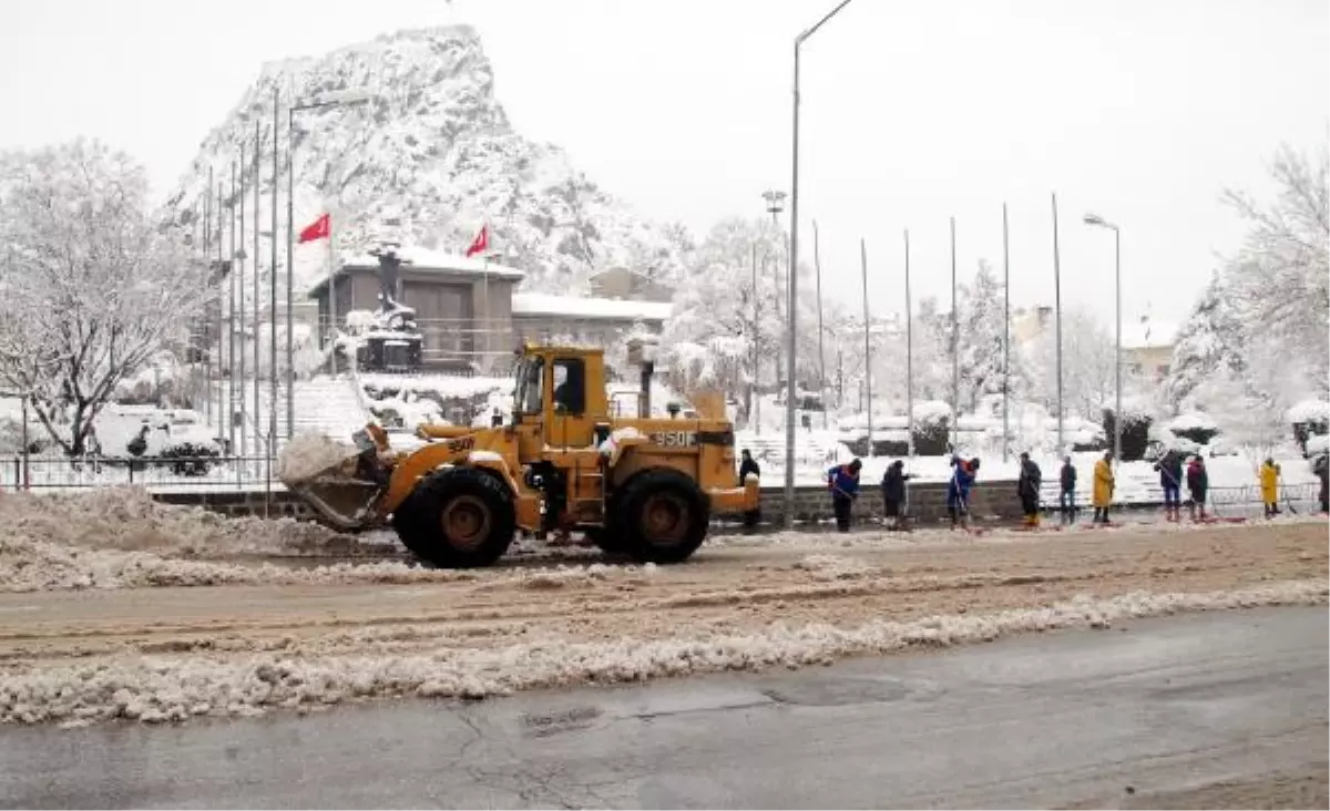 Afyonkarahisar\'da Kar Tatili 2 Güne Çıktı
