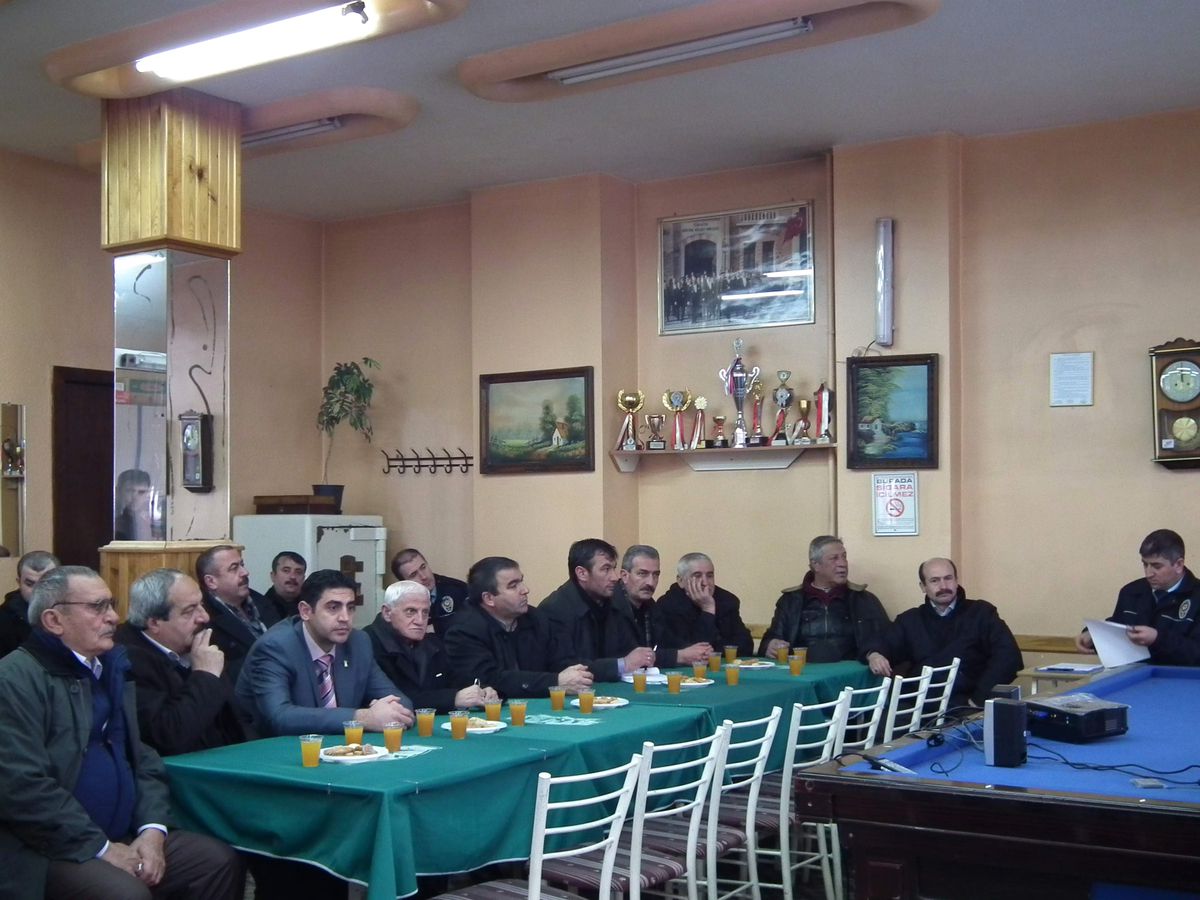 Akşehir Polisi\'nden Değerlendirme Toplantısı