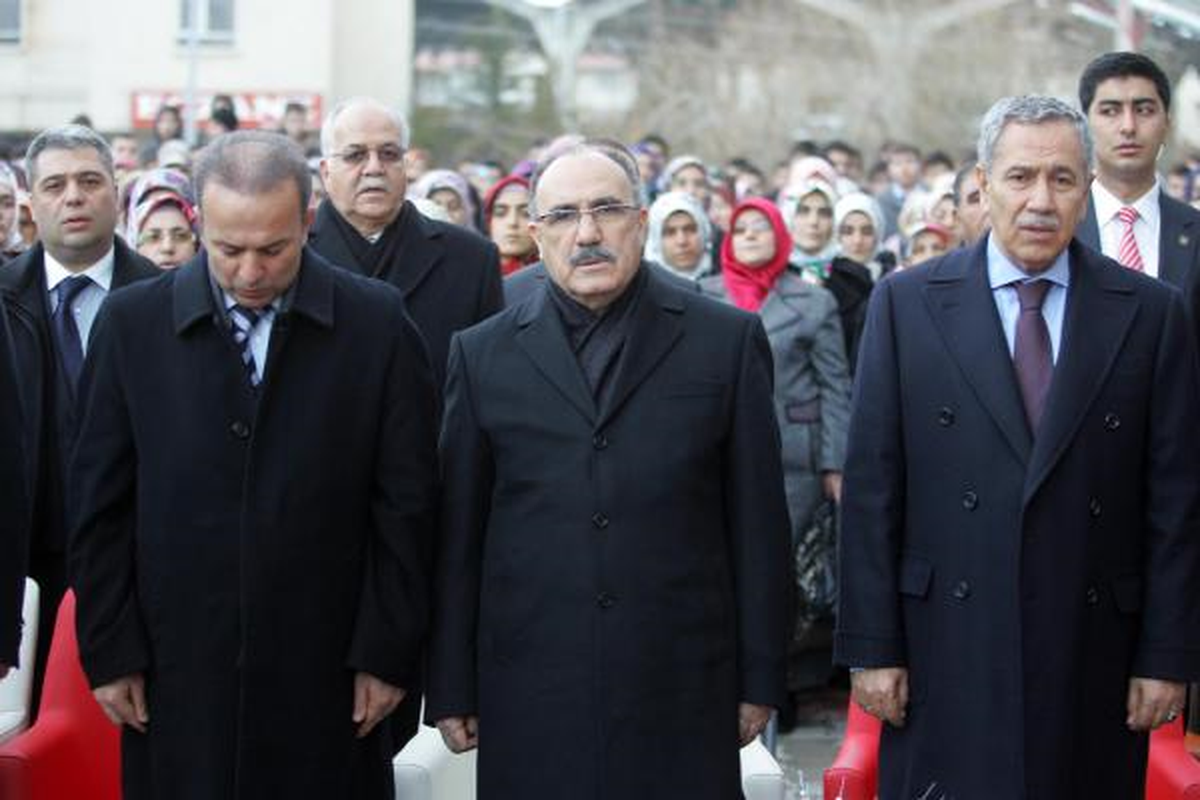 Başbakan Yardımcısı Arınç; Ülkeyi Hükümet Yönetir (2)