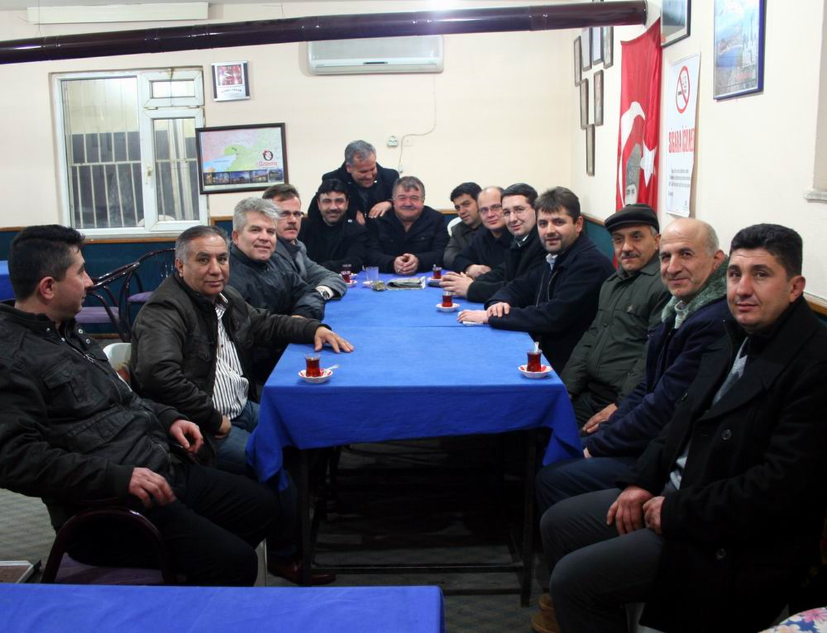 Burhaniye'de AK Parti Adayı Özer Koyuncu Köylerde