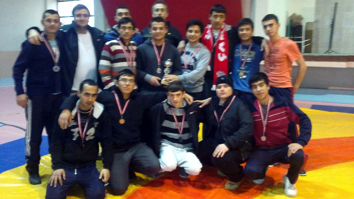 Çan Anadolu Lisesi Güreşte İl İkincisi Oldu