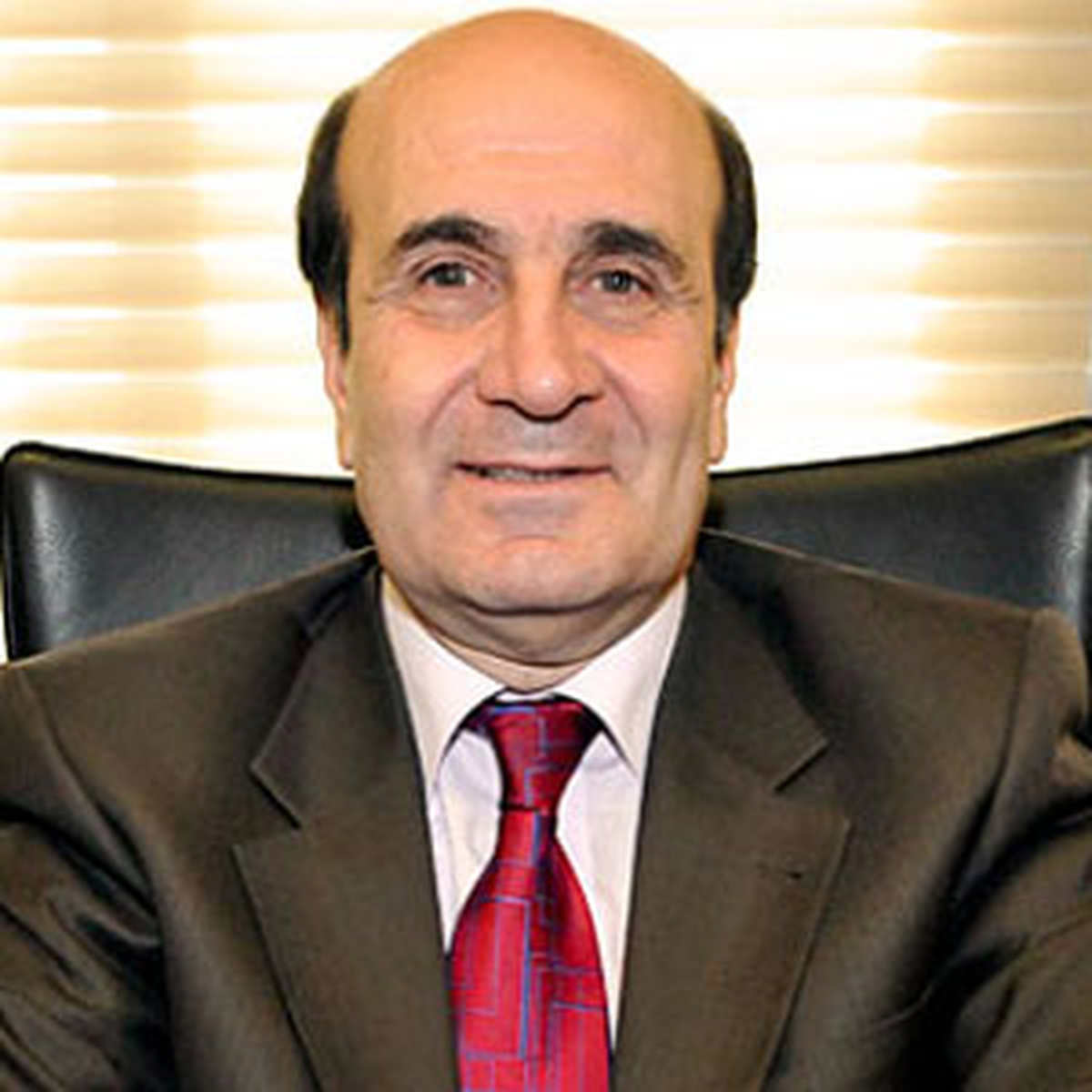 Canalioğlu: "2010-2011 Süper Lig Şampiyonu Trabzonspor\'dur"