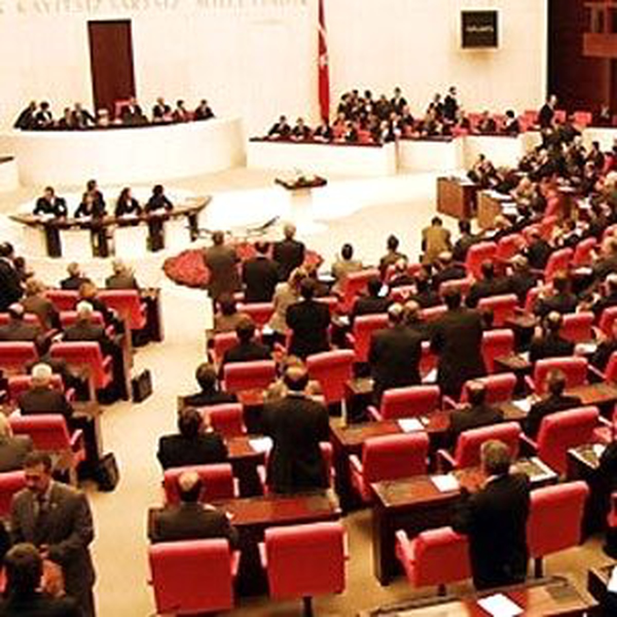 CHP\'li Vekiller Dokunulmazlıklarının Kaldırılması İçin TBMM Başkanlığına Başvurdu
