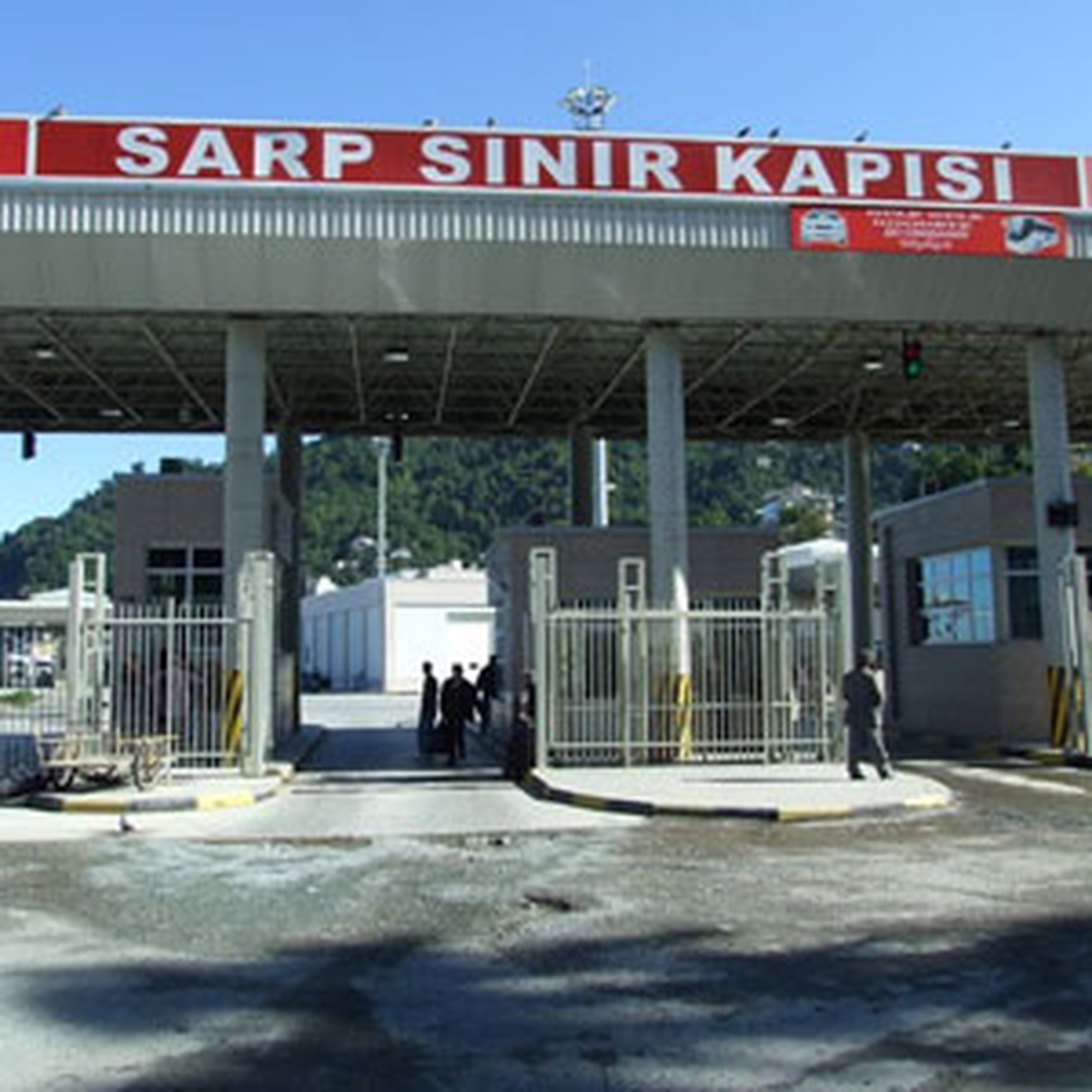 Cinayetten Aranan Kişi Sarp Kapısı\'nda Yakalandı