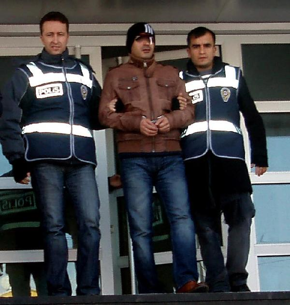 \'deprem Firarisi\' Mahkum Yakalandı