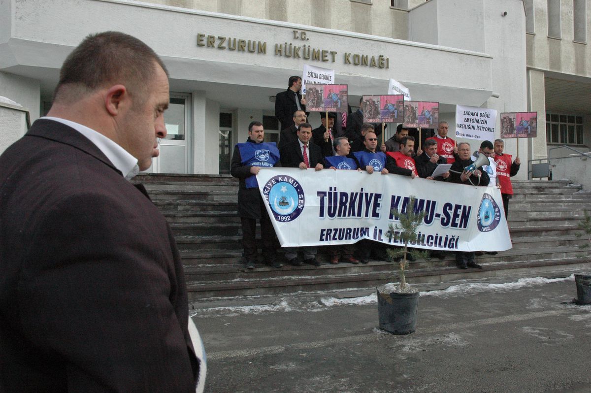 Erzurum\'da "Eşit İşe Eşit Ücret" Eylemi