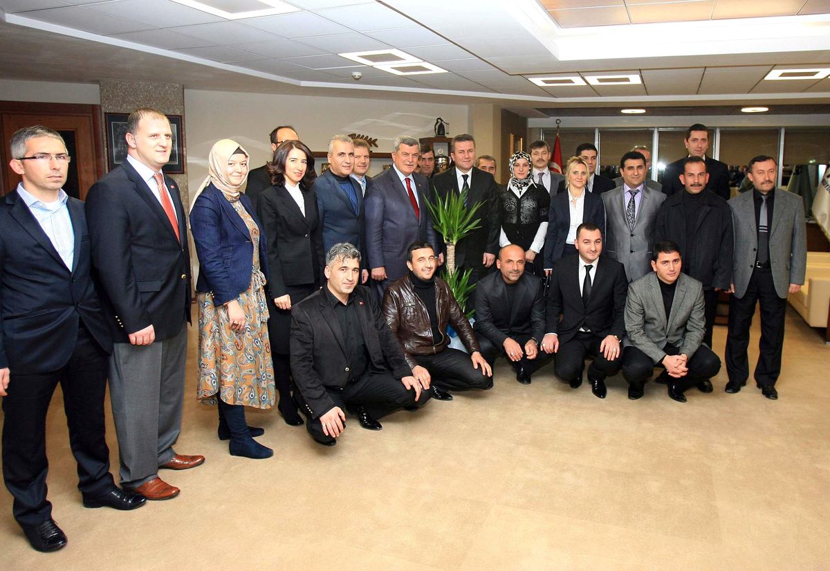 Karaosmanoğlu, "Siyasette Mazeret Yok, Maharet Var"