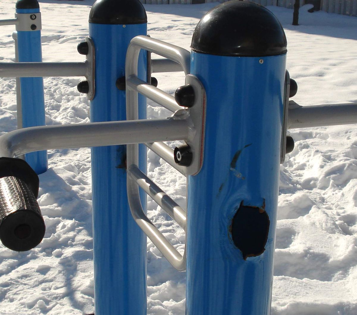 Kars'ta Engelli Parkını Tahrip Ettiler