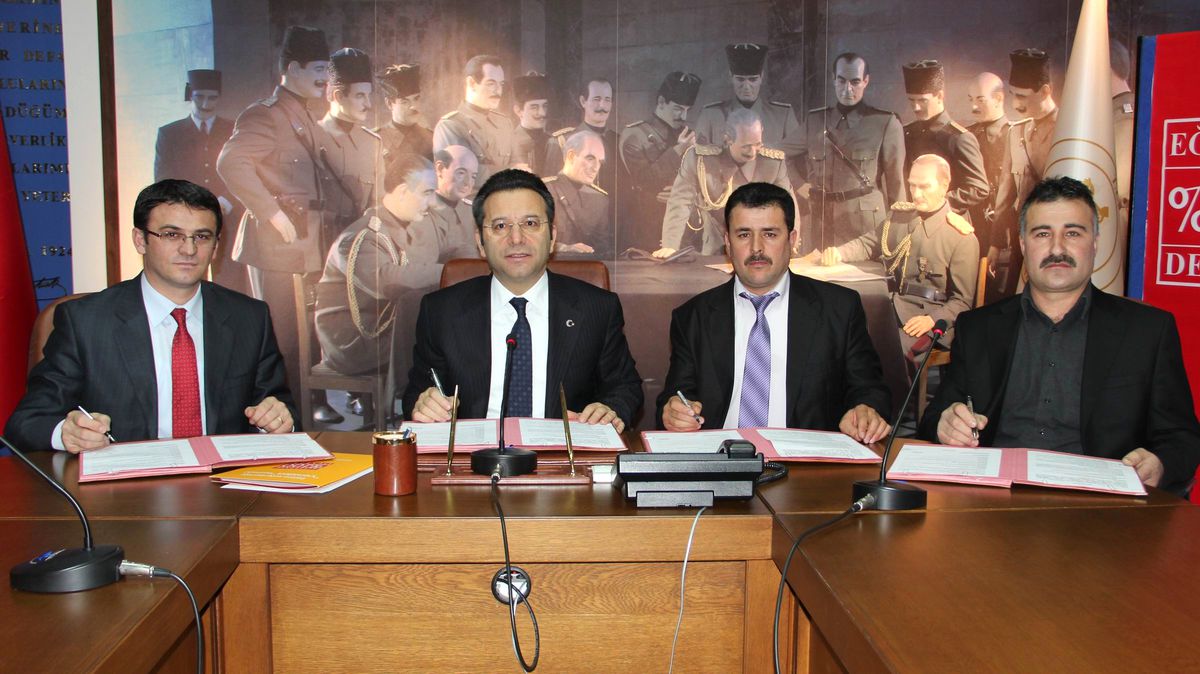 Kız Çocukları İstedi, Vali Yaptırıyor