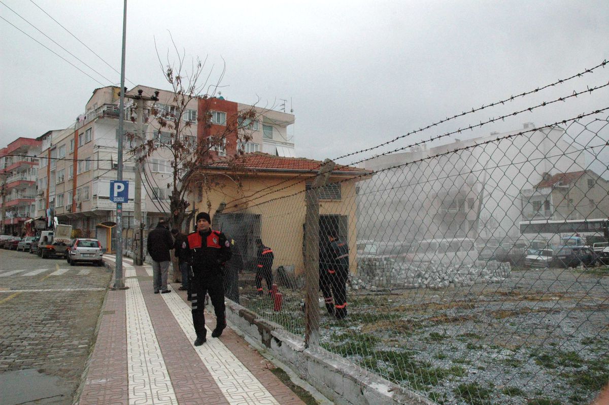 Kuşadası\'nda Trafo Patlaması