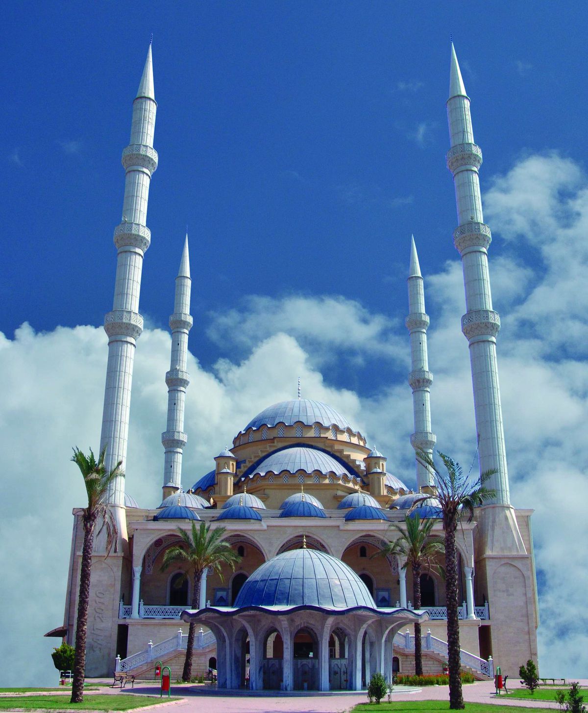 Manavgat Külliye Cami'ni 1 Yılda 400 Bin Kişi Ziyaret Etti