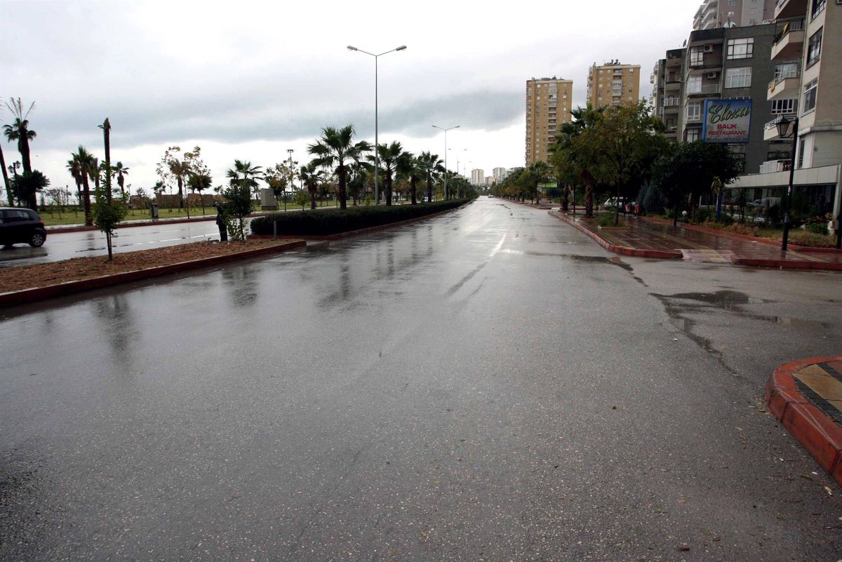 Mersin'deki Sağnak Yağışlar