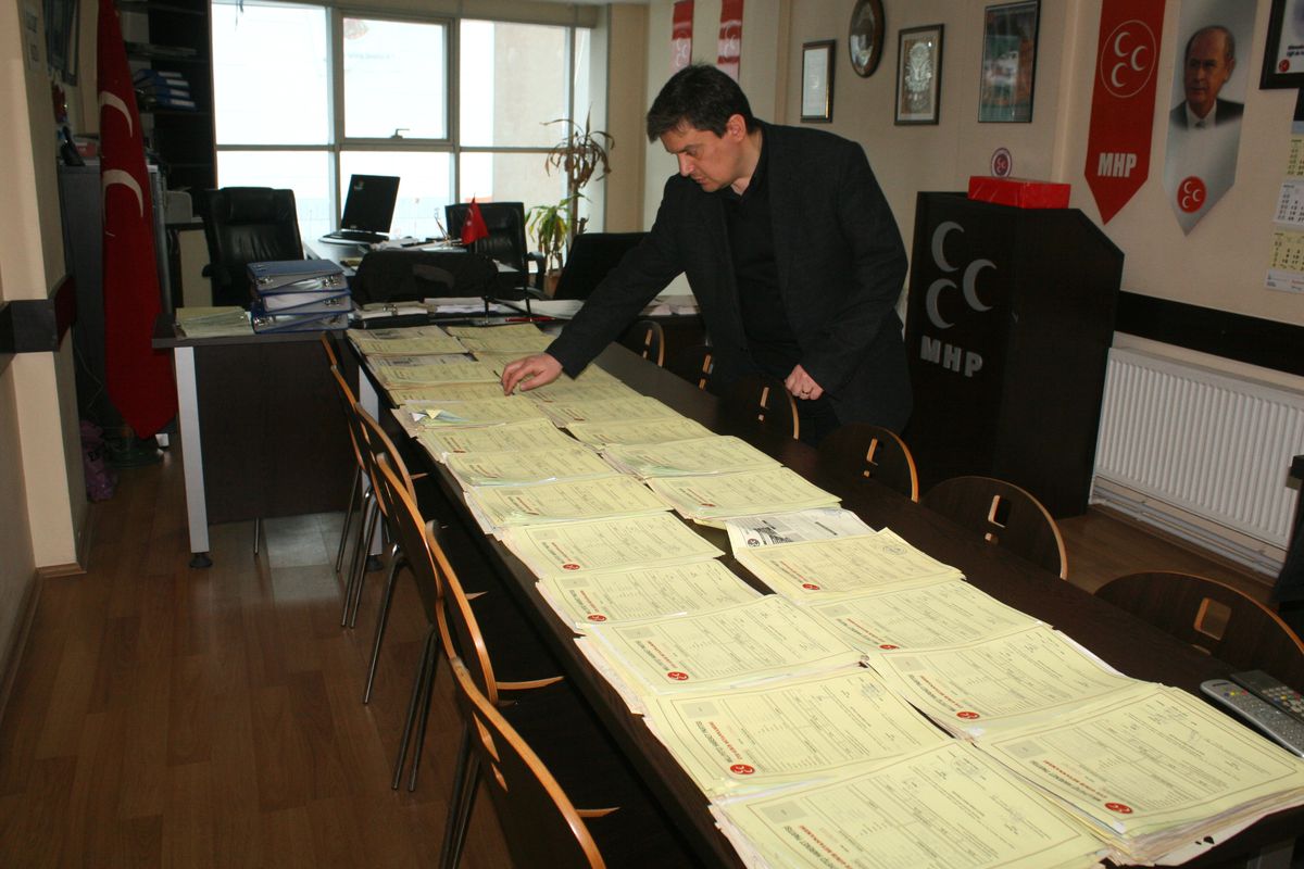 MHP\'de Delegeler Belirleniyor