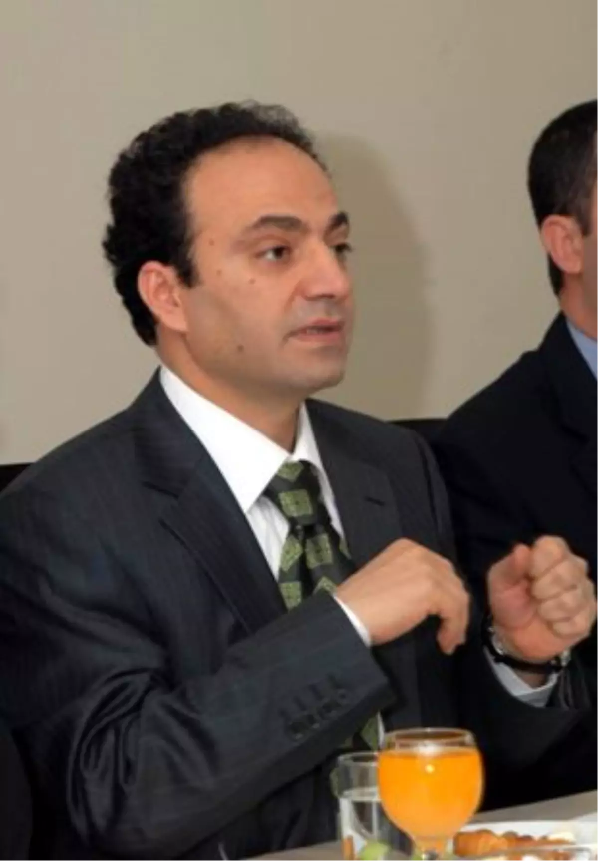 Öcalan\'a Bağlılık Yeminini Okumadı