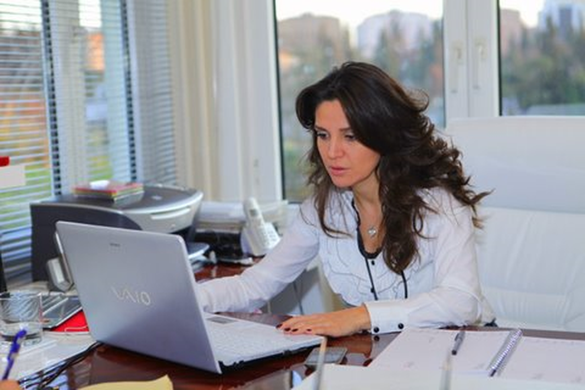 Sabah Uyanınca Menajer Olunmaz