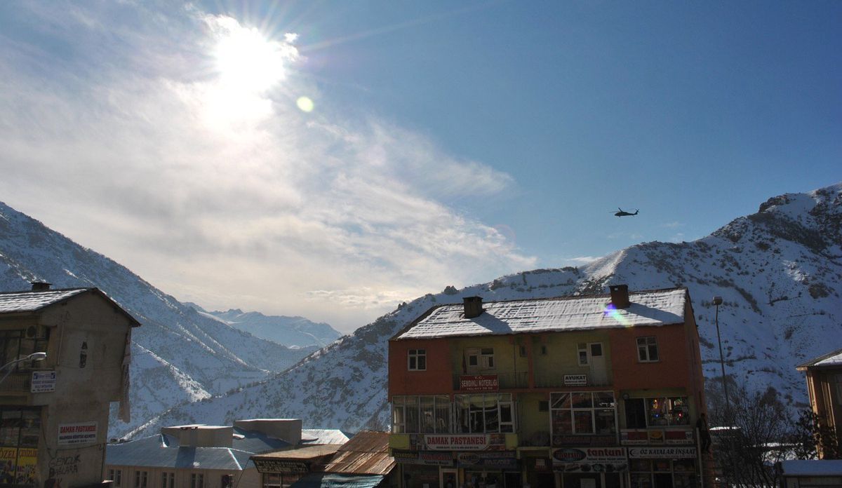 Şemdinli\'de Hava Hareketliliği