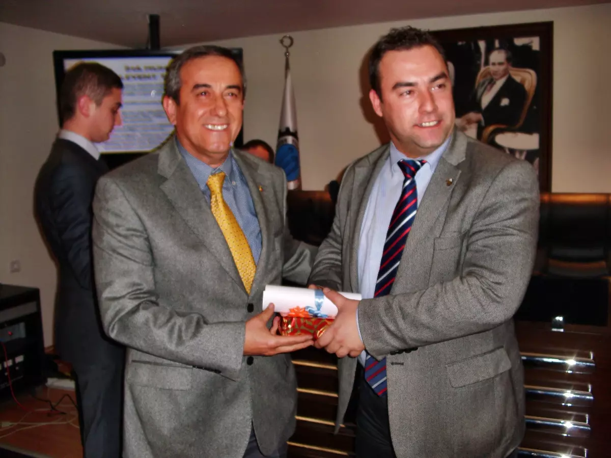 Söke Ticaret Odası Gazetecileri Unutmadı