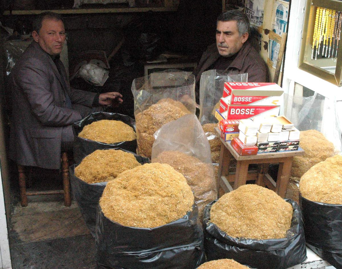 Tiryakiler Kaçak Tütünü Tercih Ediyorlar
