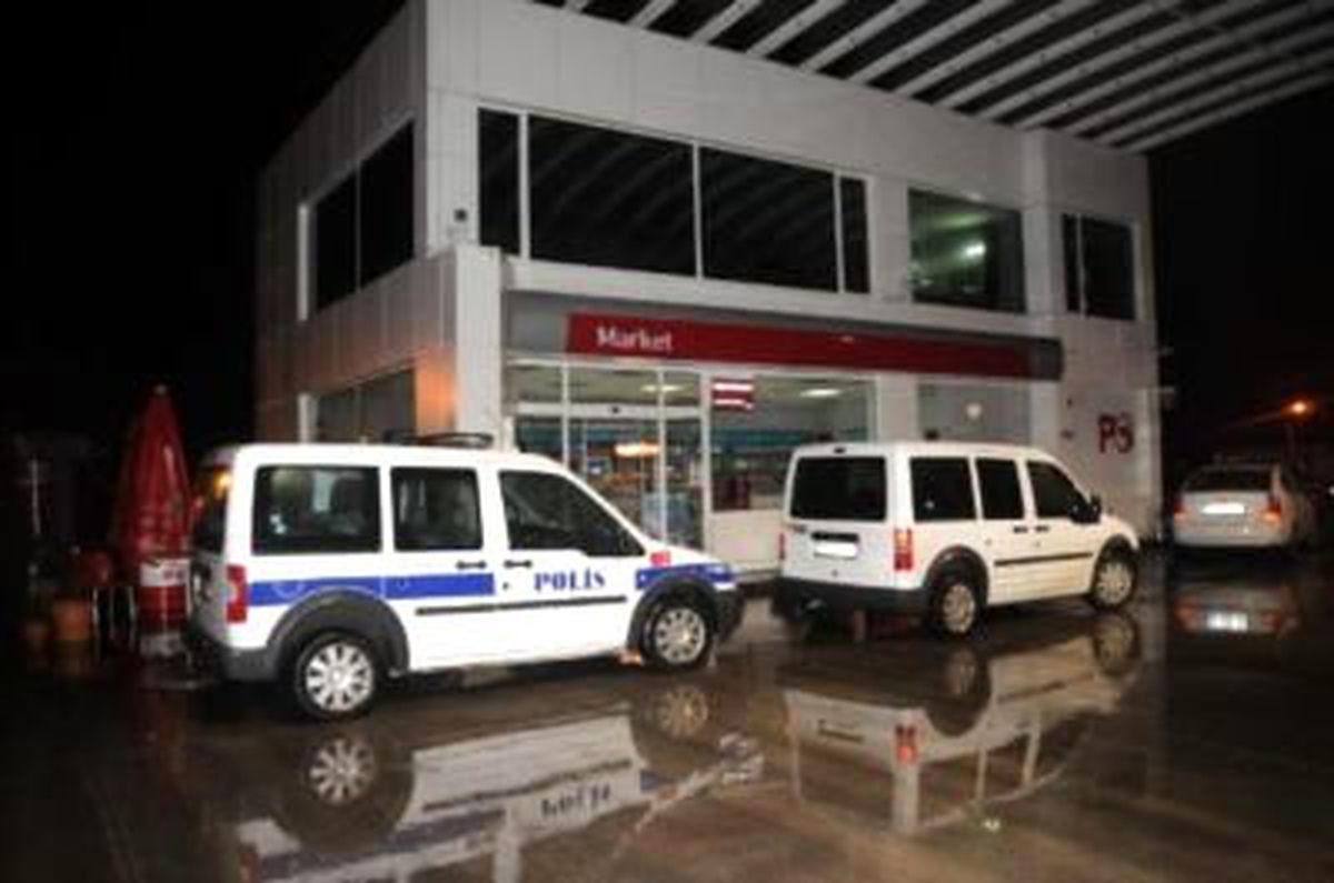Akaryakıt İstasyonunda Silahlı Soygun