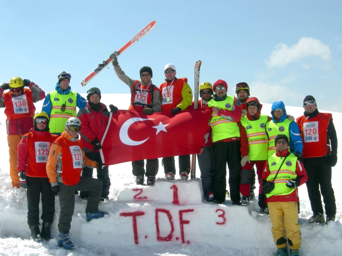 Dağ Kayakçıları Erzincan\'da Yarışacak