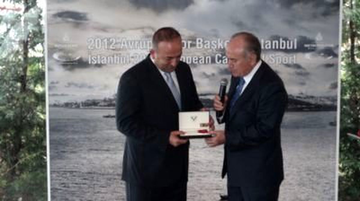 Görev Süresi Dolan Akpm Başkanı Çavuşoğlu'ndan Uyarılar