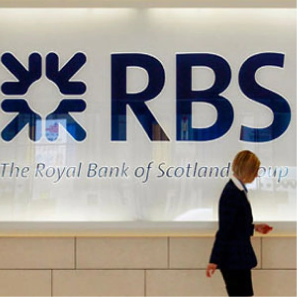 İngiliz Bankası Rbs 3 Bin 500 Çalışanını İşten Çıkarıyor