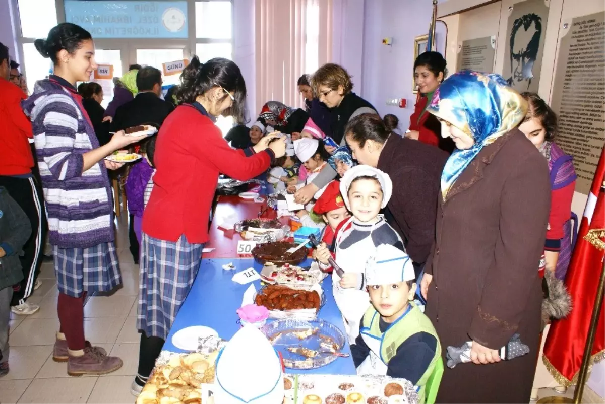 Minik Öğrencilerden Örnek Davranış