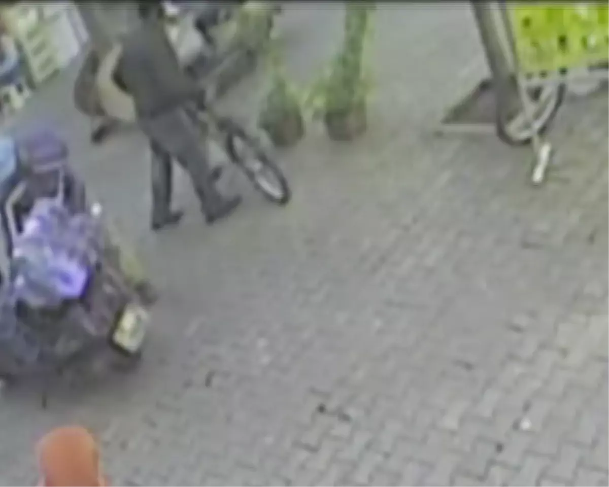 Muayene Olmak İçin Geldi Bisikletini Çaldırdı