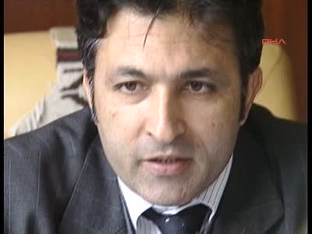 Profesöre Türban Soruşturması