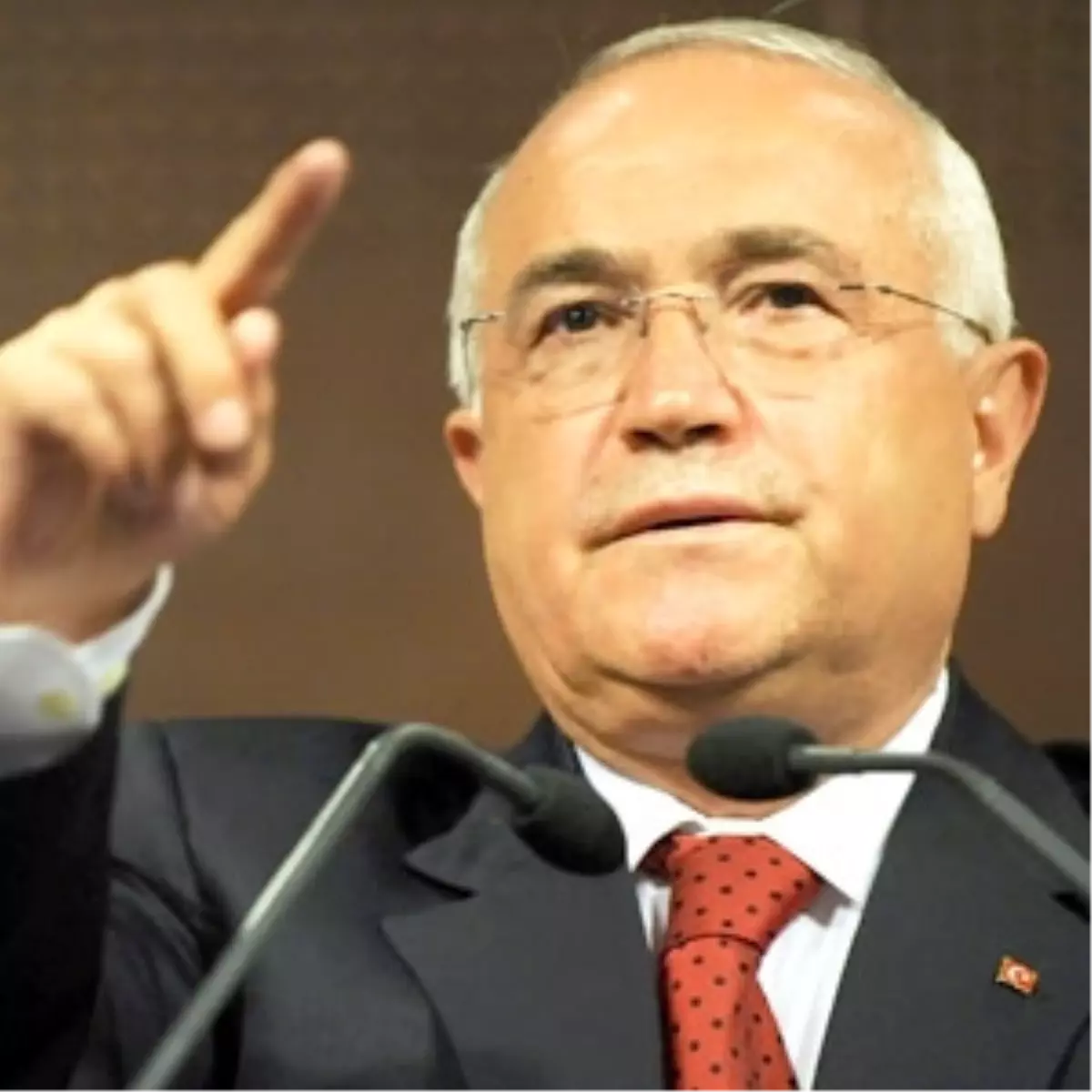 TBMM Başkanı Çiçek İranlı Meclis Başkanı ile Görüştü