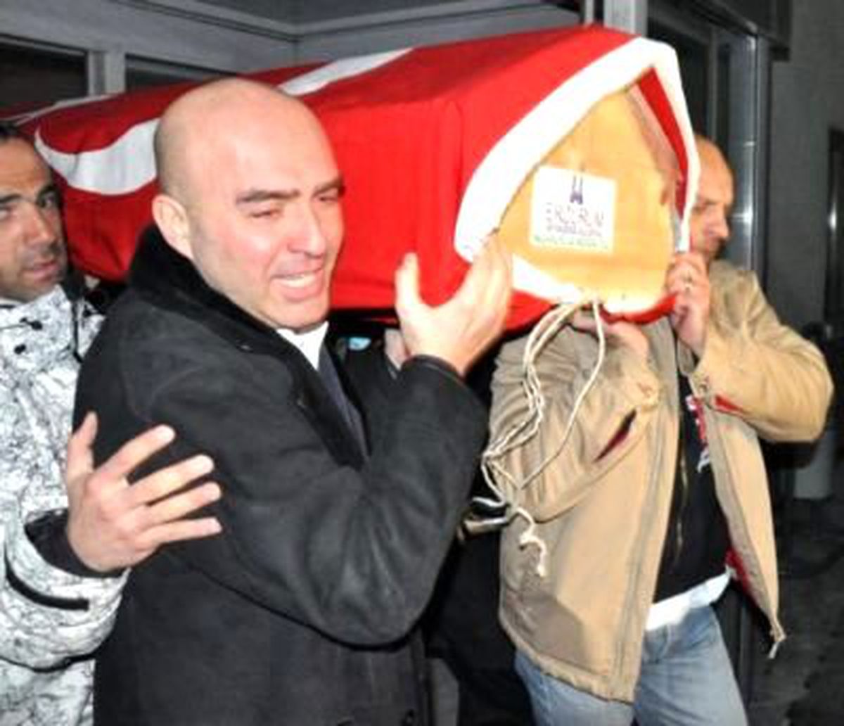 Aslıhan Nemutlu\'nun Cenazesi İstanbul\'a Getirildi (1)