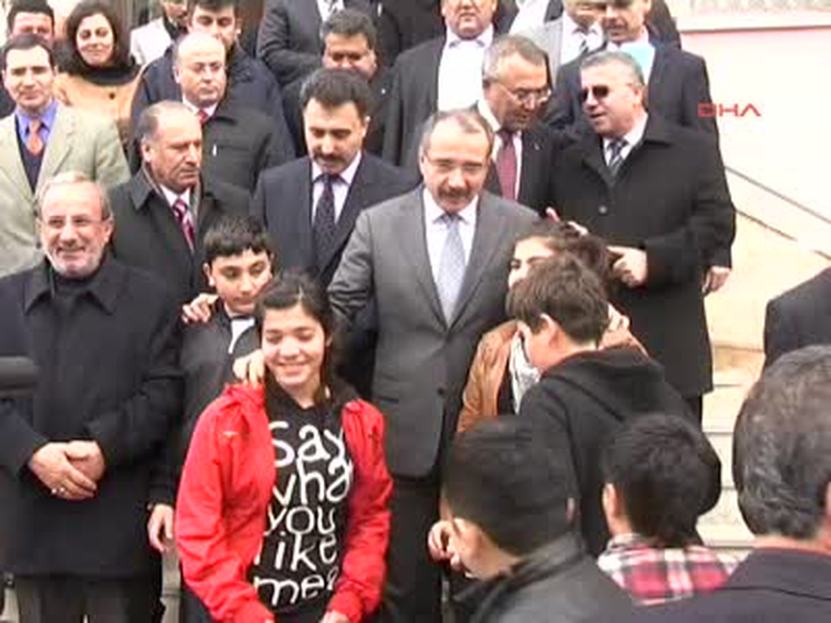 Bakan\'dan Öğretmenlere Tavsiye